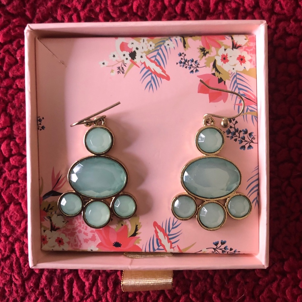 Turquoise and gold dangling earrings